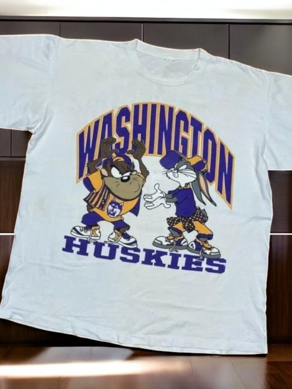 Vintage NCAA Washington Huskies Looney Tunes Shirt, University of Washington